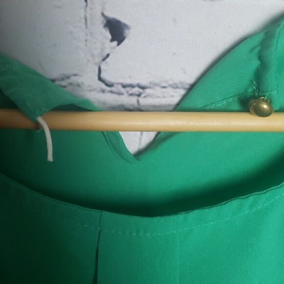 Green Blouse/Top  - Picture 8 of 8
